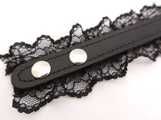Black Lace Collar with Heart Lock